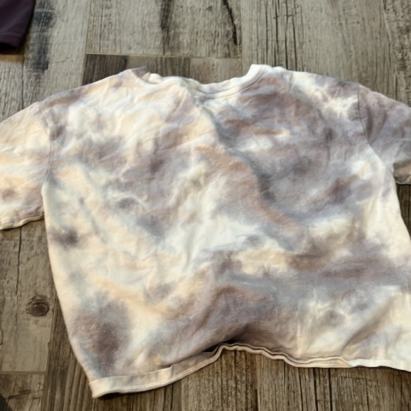 Size 7-8 Disney tee - Picture 2 of 2